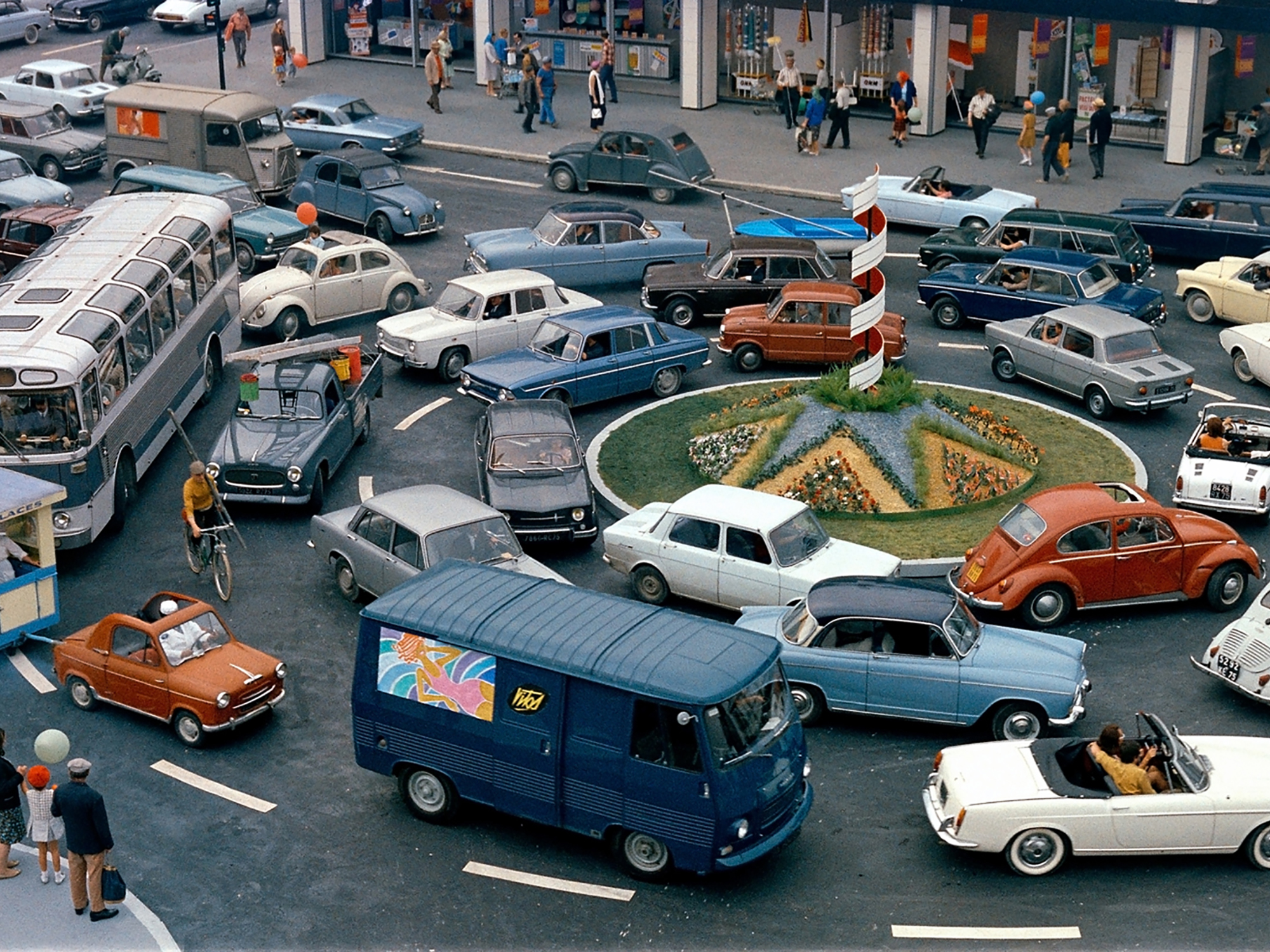 In praise of Jacques Tati’s Playtime2000 x 1500