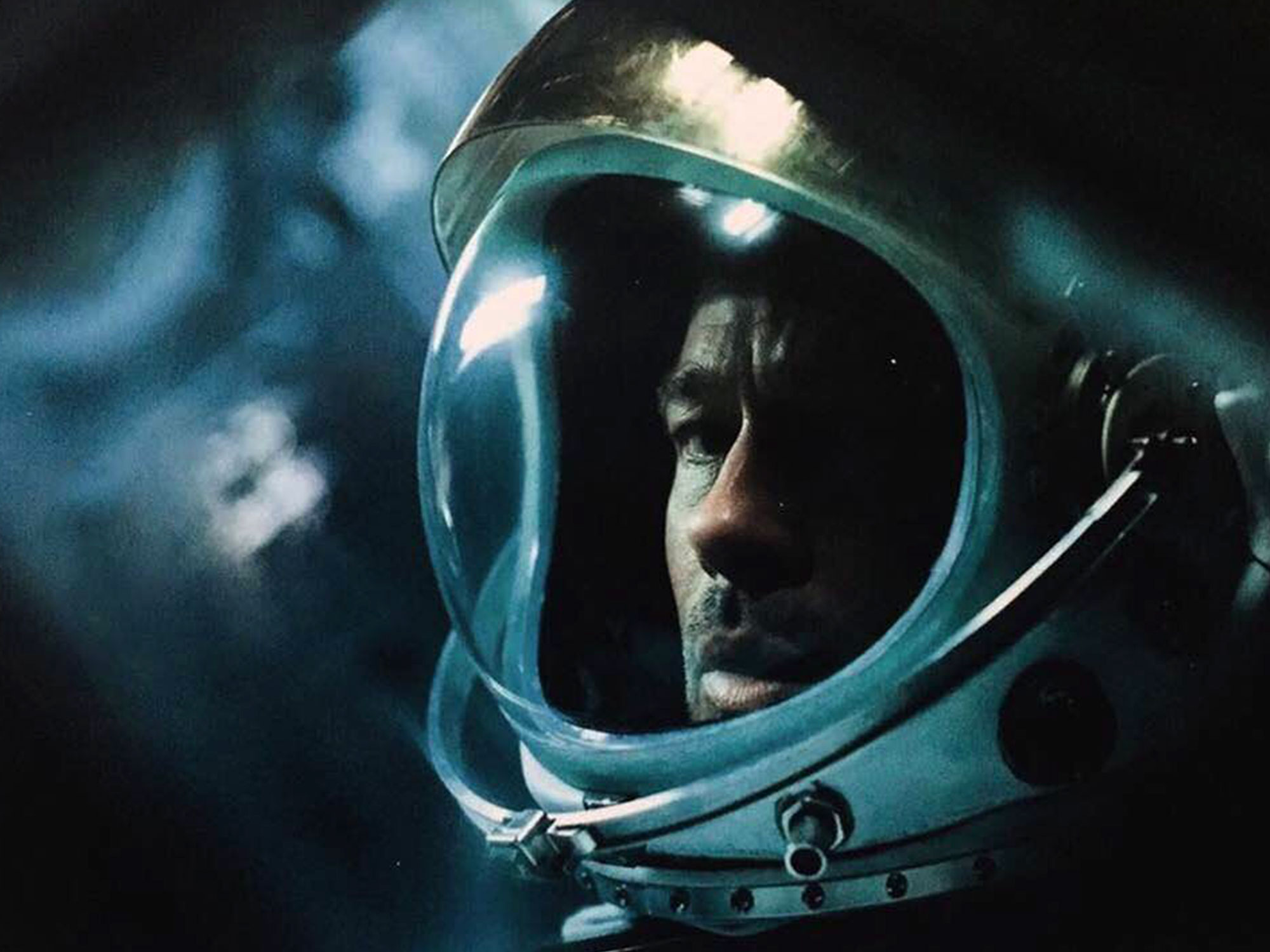 Brad Pitt Blasts Into Space In The First Ad Astra Trailer Viraldice 