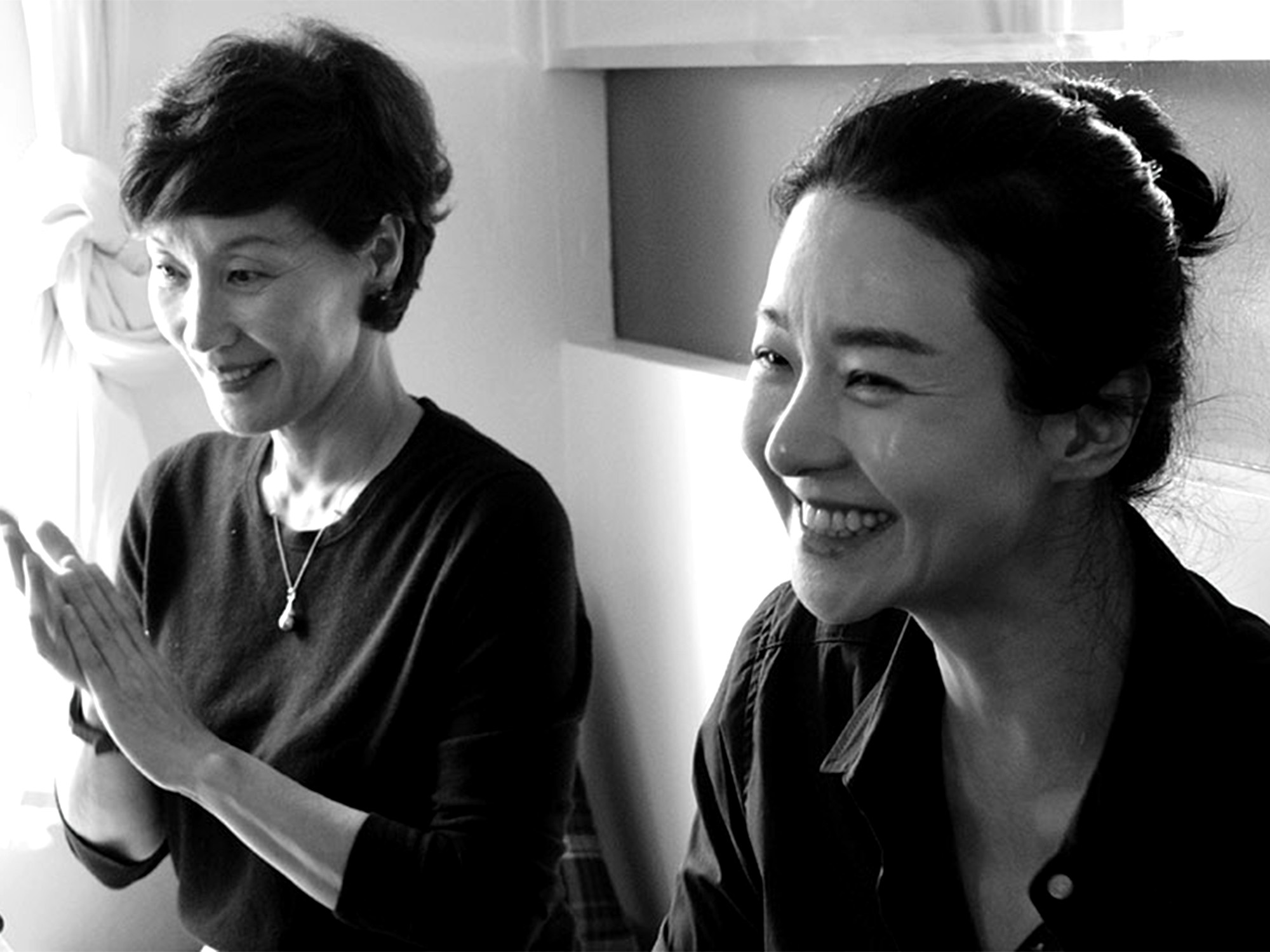 Hong Sang-soo gets lost in the funhouse in the first